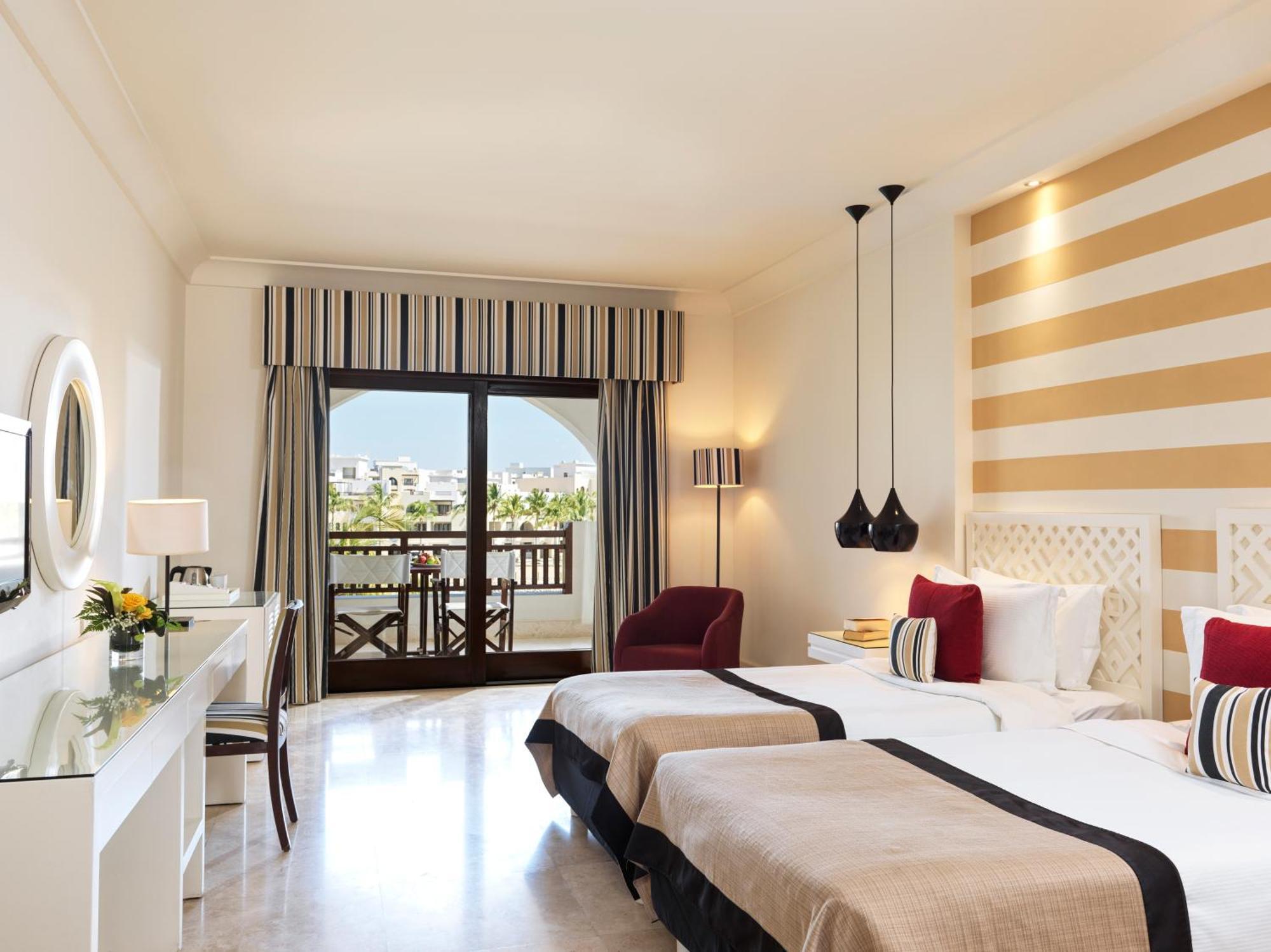 סאלאלה Juweira Boutique Hotel Adult Only מראה חיצוני תמונה